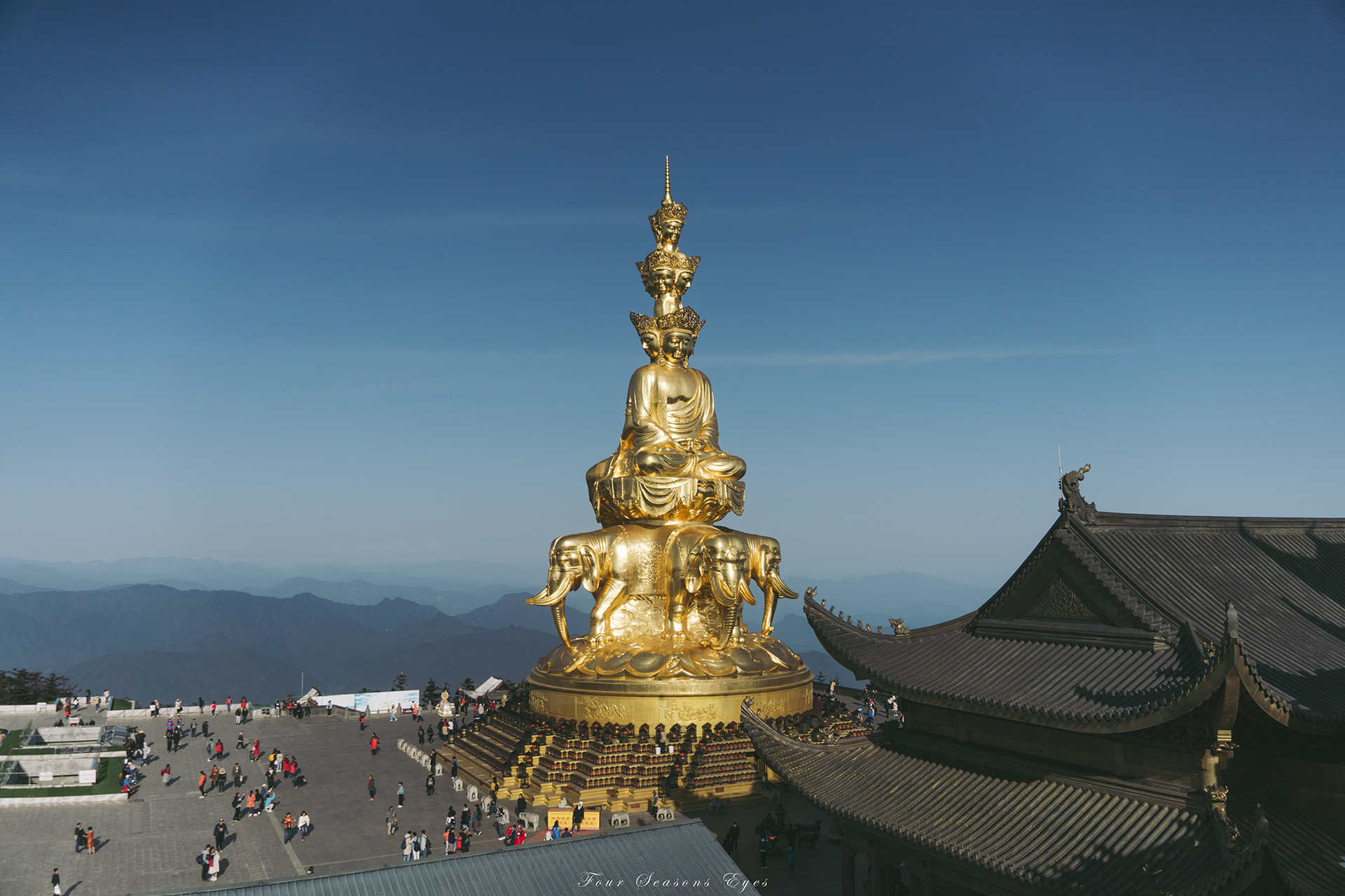 峨眉·金顶